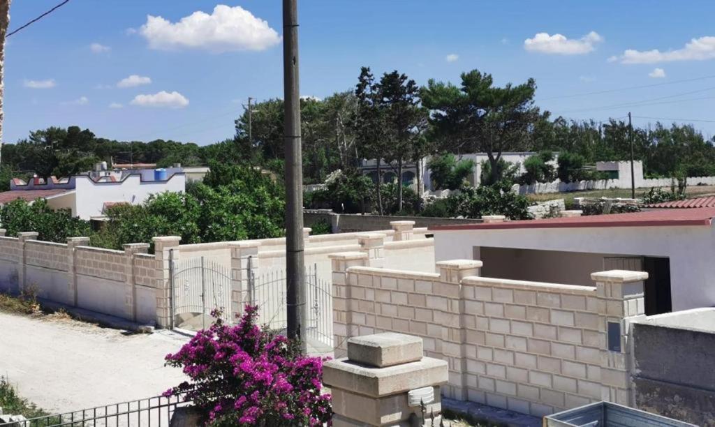 Villa Luna - Villa Vacanze Indipendente & Climatizzata - Salento - Puglia - Italy San Pietro in Bevagna Zewnętrze zdjęcie