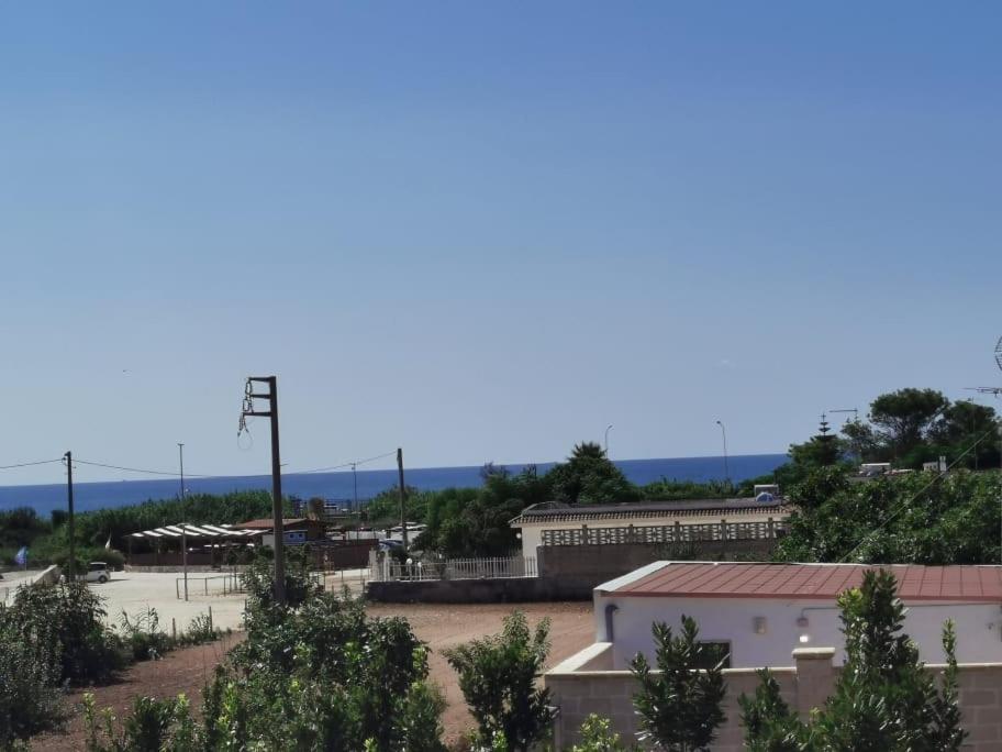 Villa Luna - Villa Vacanze Indipendente & Climatizzata - Salento - Puglia - Italy San Pietro in Bevagna Zewnętrze zdjęcie